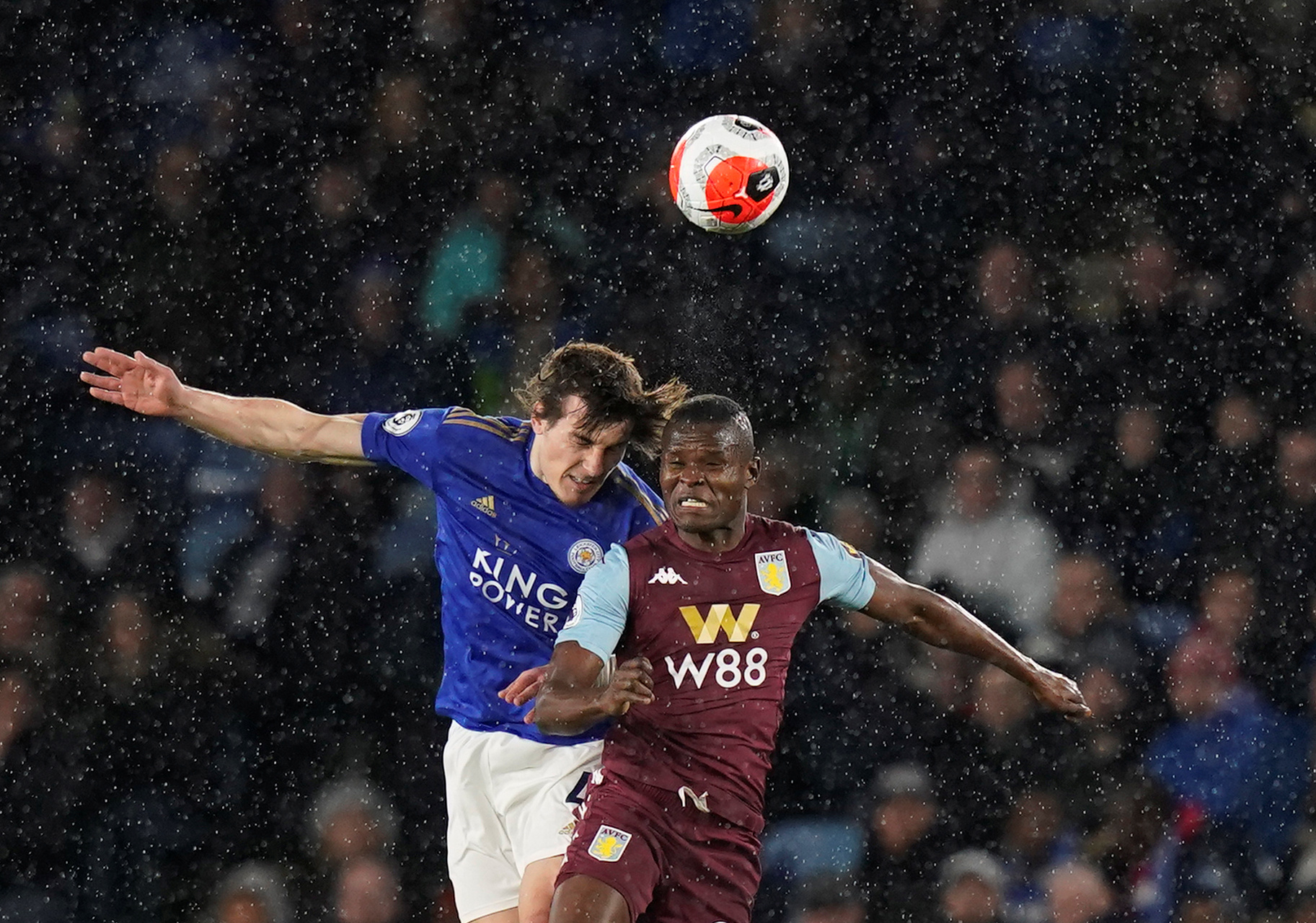 引发广泛讨 引发广泛讨